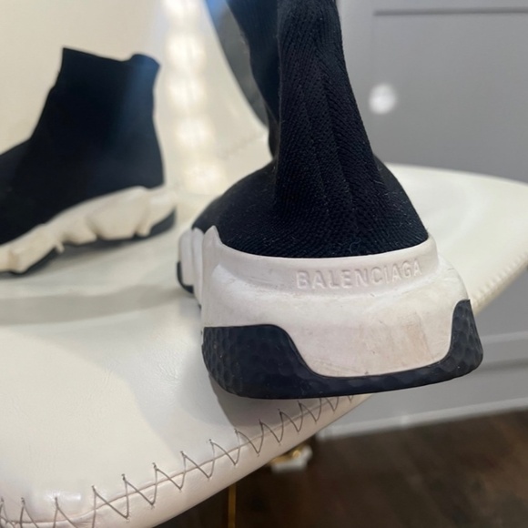 Balenciaga Knit Sneakers - Original Bag and Box - Picture 5 of 9